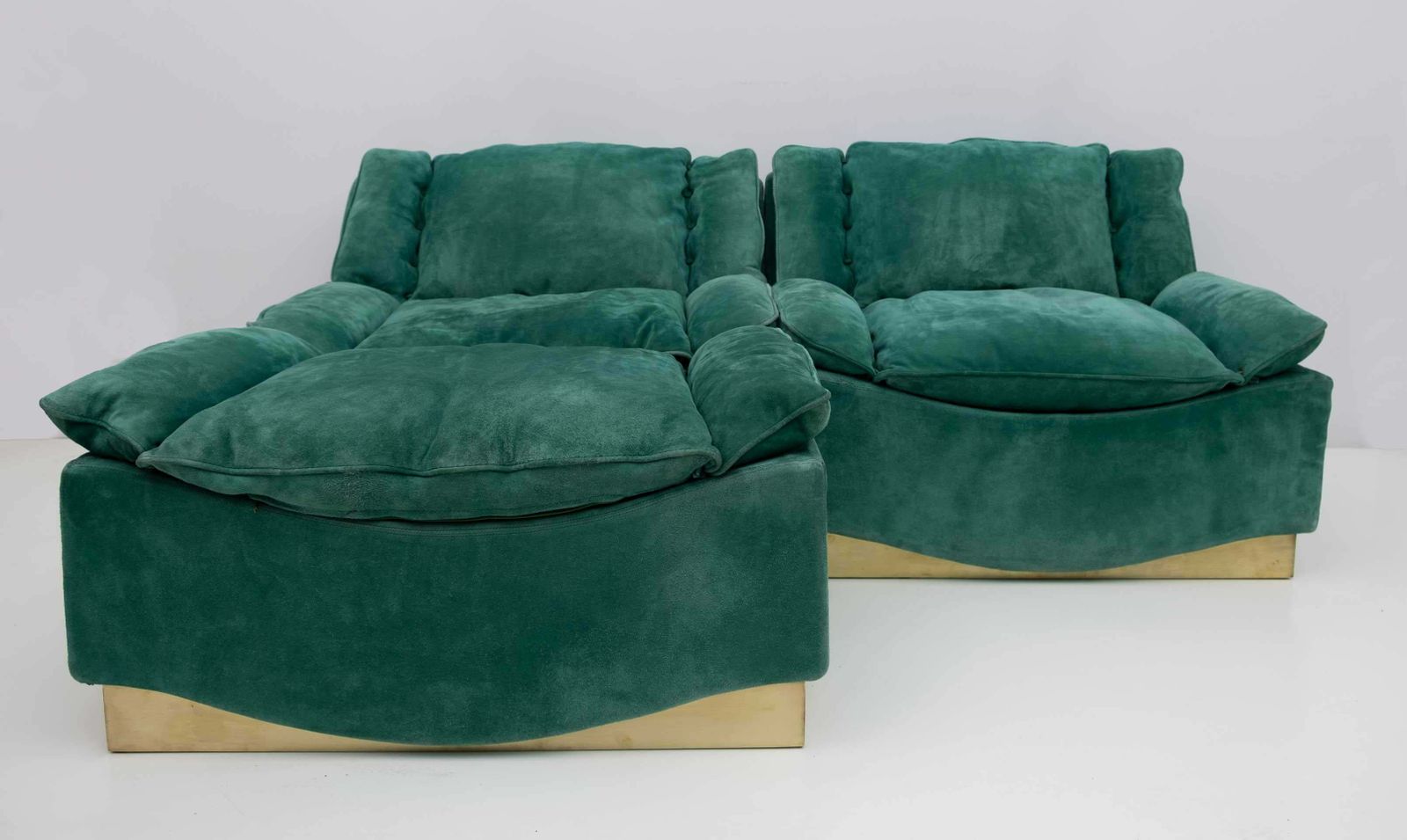 Pair Of Luciano Frigerio Mid Century Modern Suede Armchairs And Footrest, 1970s photo vinterior