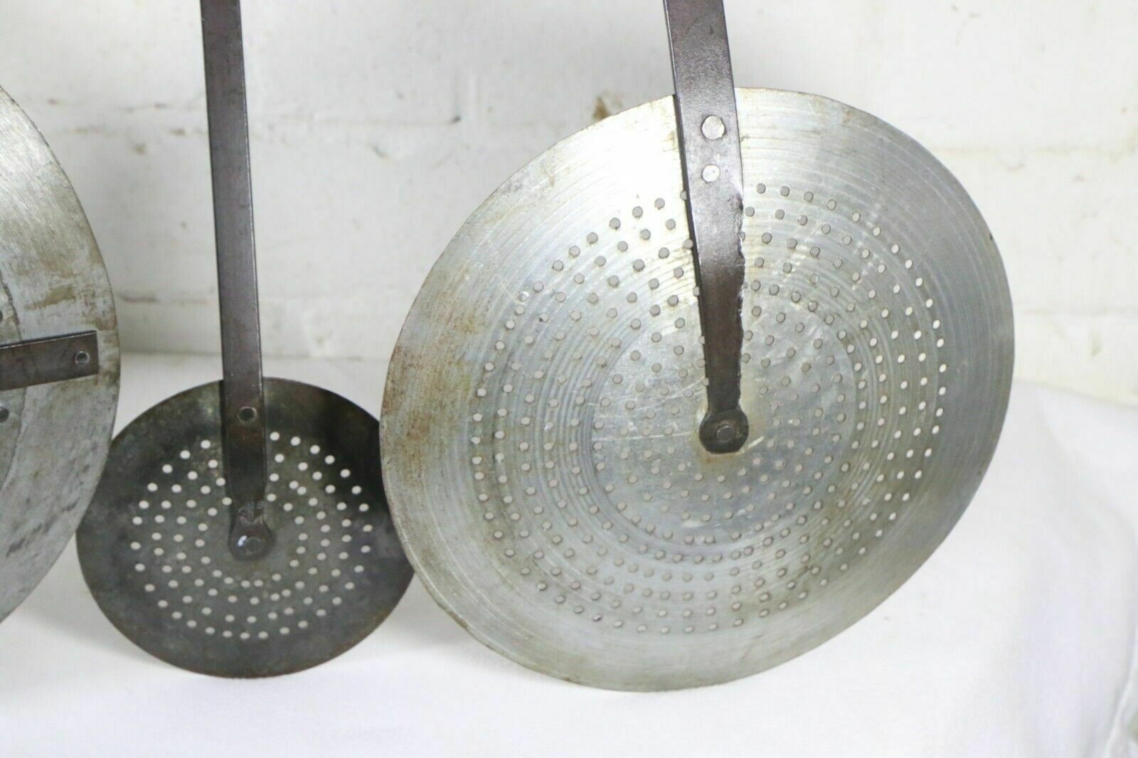 4 Vintage Indian Jalida Jara Ethnic Cooking Sieve Decorative Metal Wrought Iron photo vintage