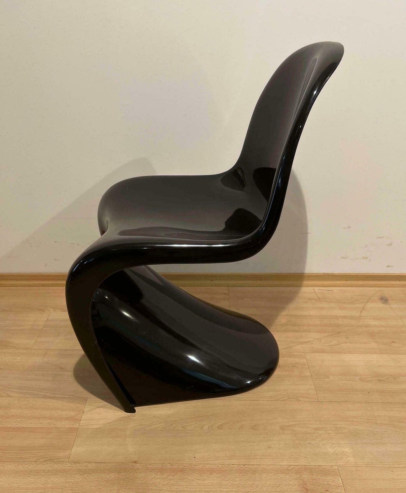 Verner Panton ‚Panton’ Cantilever Chair In Black Pu, Germany, 1971 photo Furniture