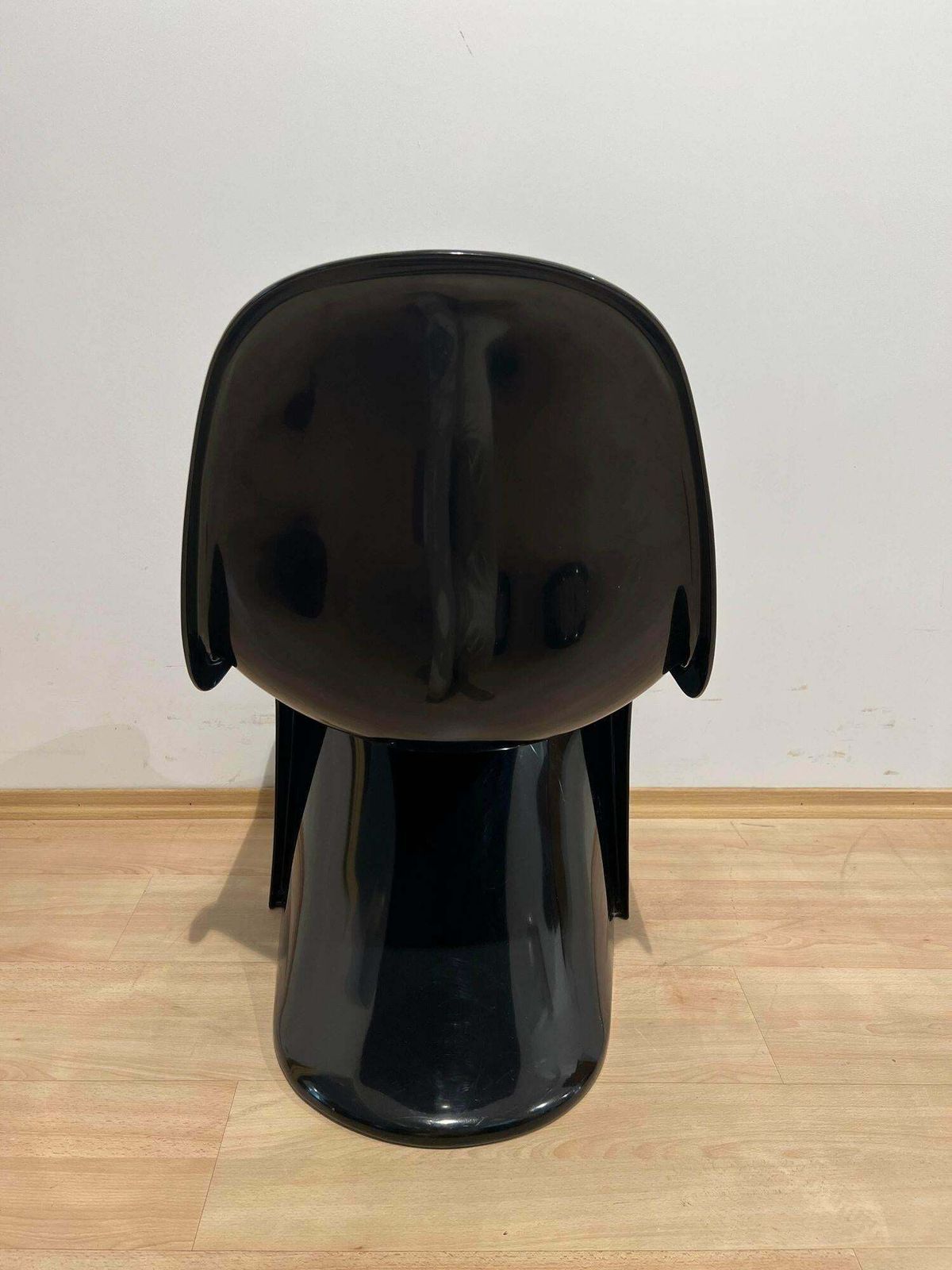 photo vinterior Verner Panton ‚Panton’ Cantilever Chair In Black Pu, Germany, 1971
