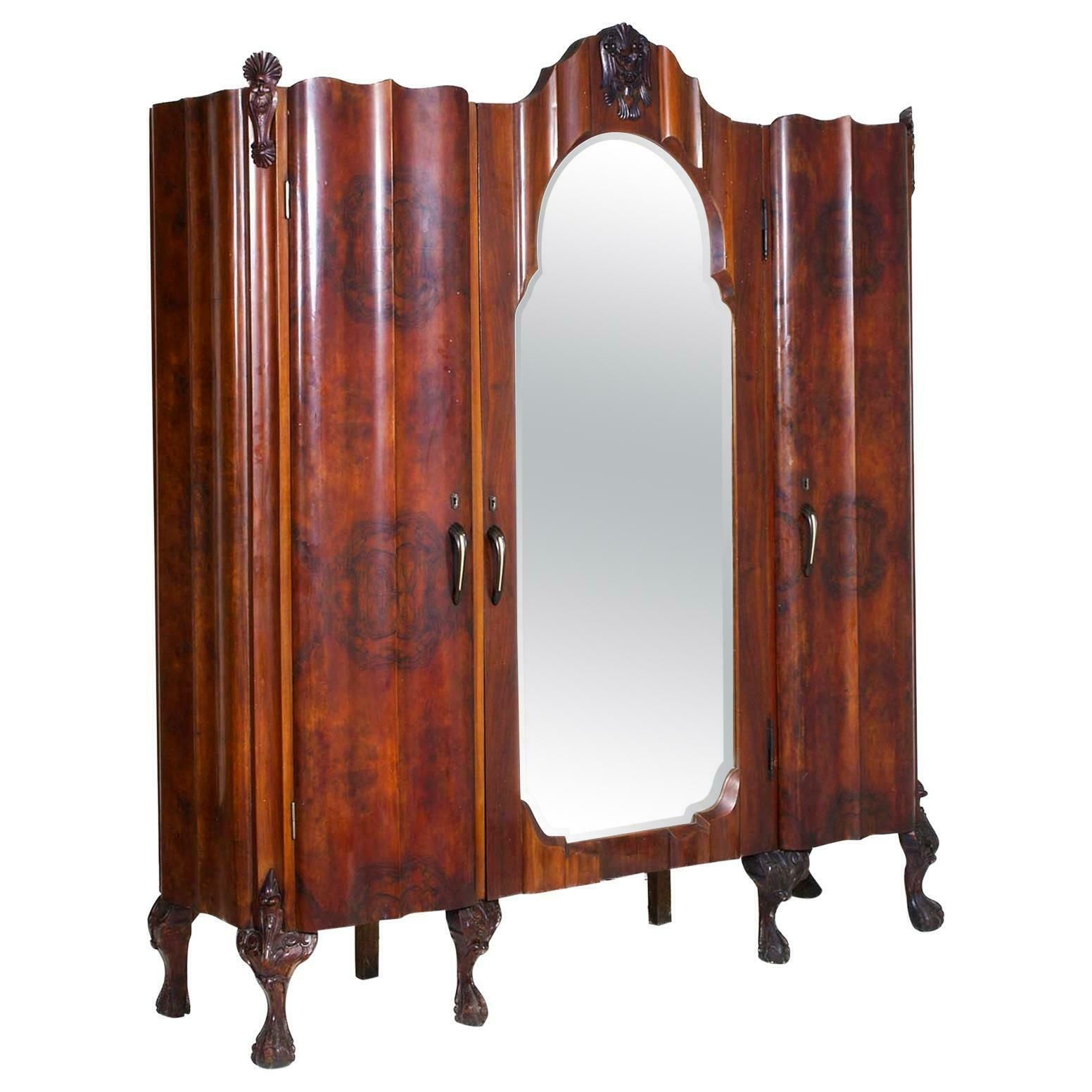 Early 20th Century Large Venetian Baroque Wardrobe In Walnut Hand Carved & Briar