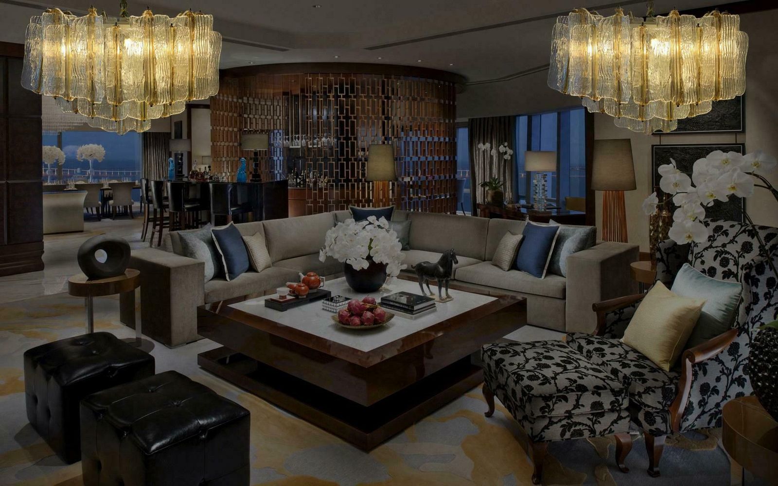 Prestigious Pair Of Toni Zuccheri Chandeliers For Venini. Murano 1968. photo Lighting
