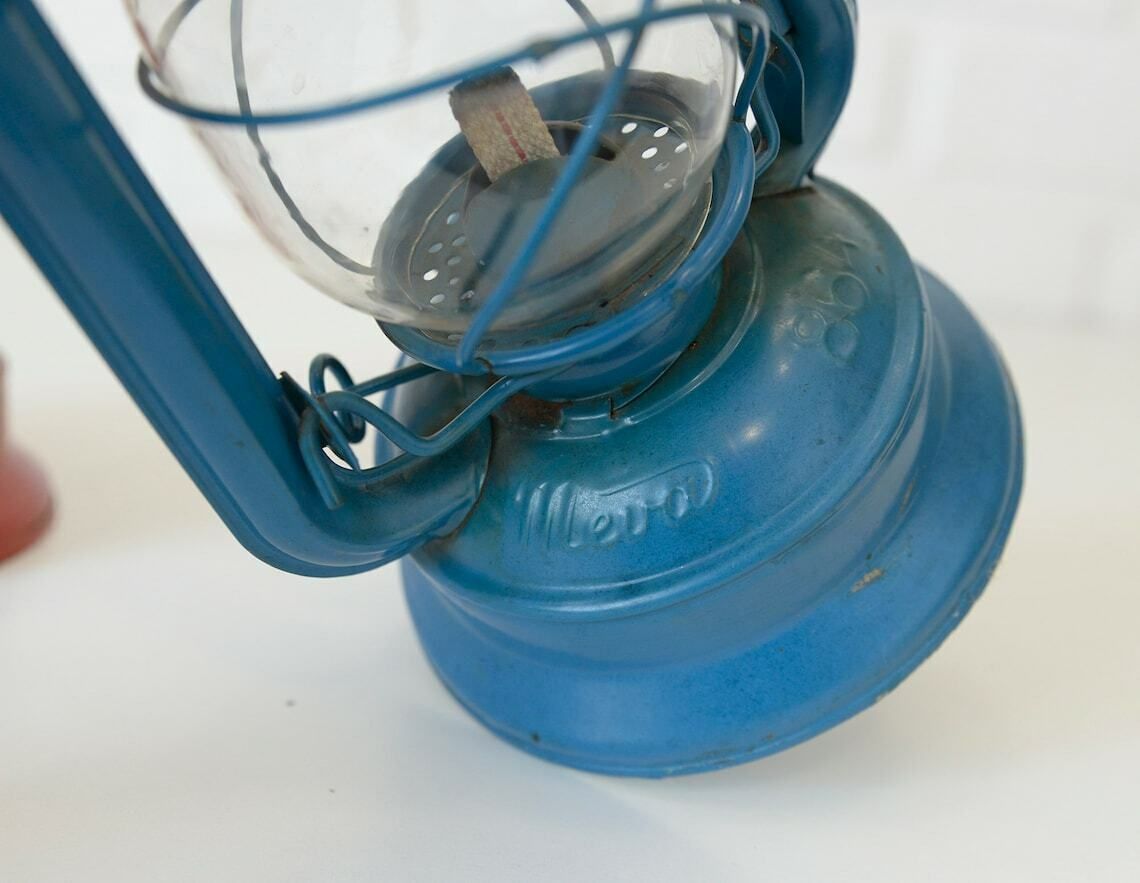 Set Of 2 Vintage Lantern Lamps / Hanging Hurricane Lamps / Barn Red And Blue Lantern From 1950s photo vinterior