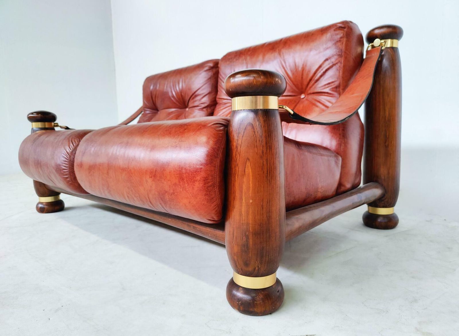 Mid Century Modern Seating Set, Leather And Wood, Italy, 1970s, Original Leather photo for sale