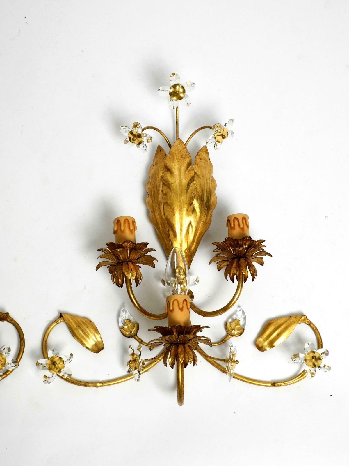 Pair Of Elegant Gold Plated Italian 1980's Floral Regency Murano Glass Sconces
