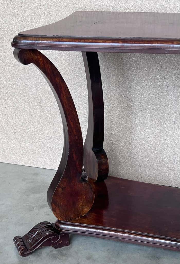 photo furniture Table basse rectangulaire en acajou massif, début du XXe siècle