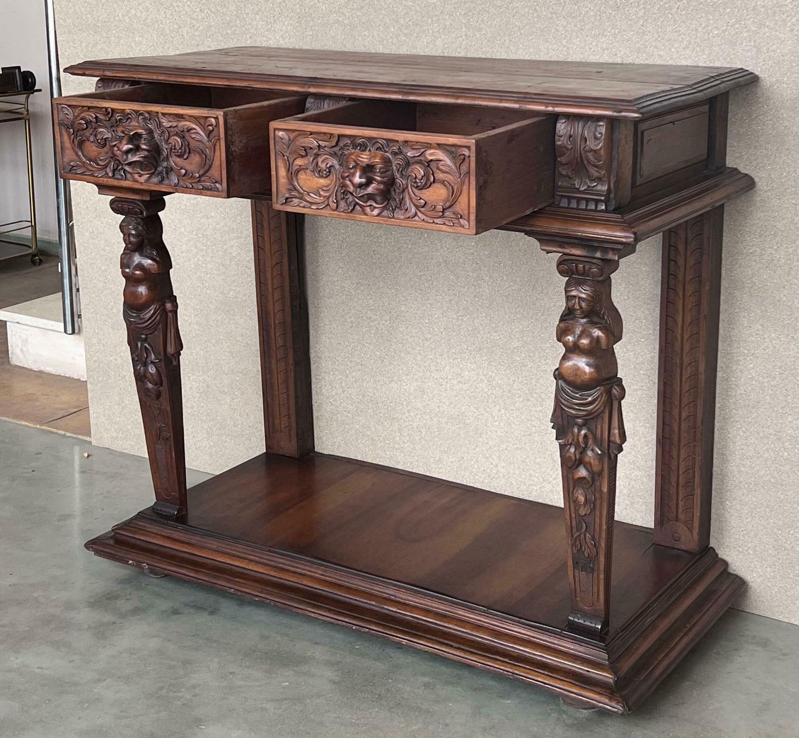 Console sculptée de style Renaissance, plateau en marbre beige, XIXe siècle photo buy