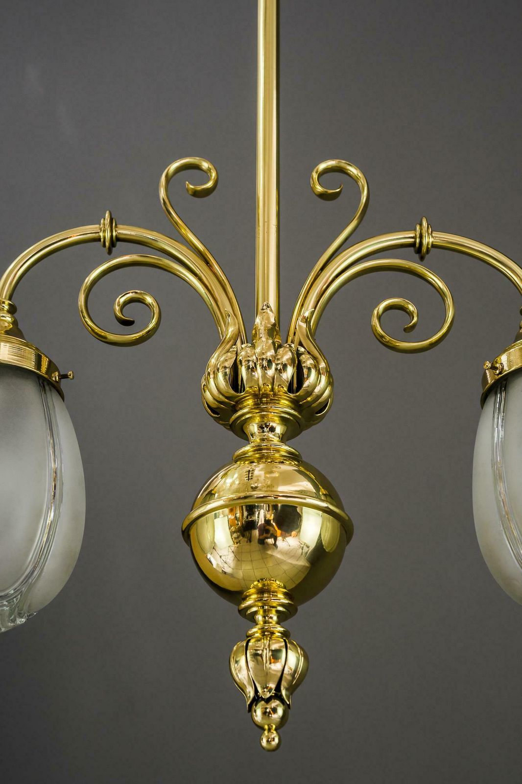 photo vinterior Art Deco Pendant With Original Glass Shades Vienna Around 1920s