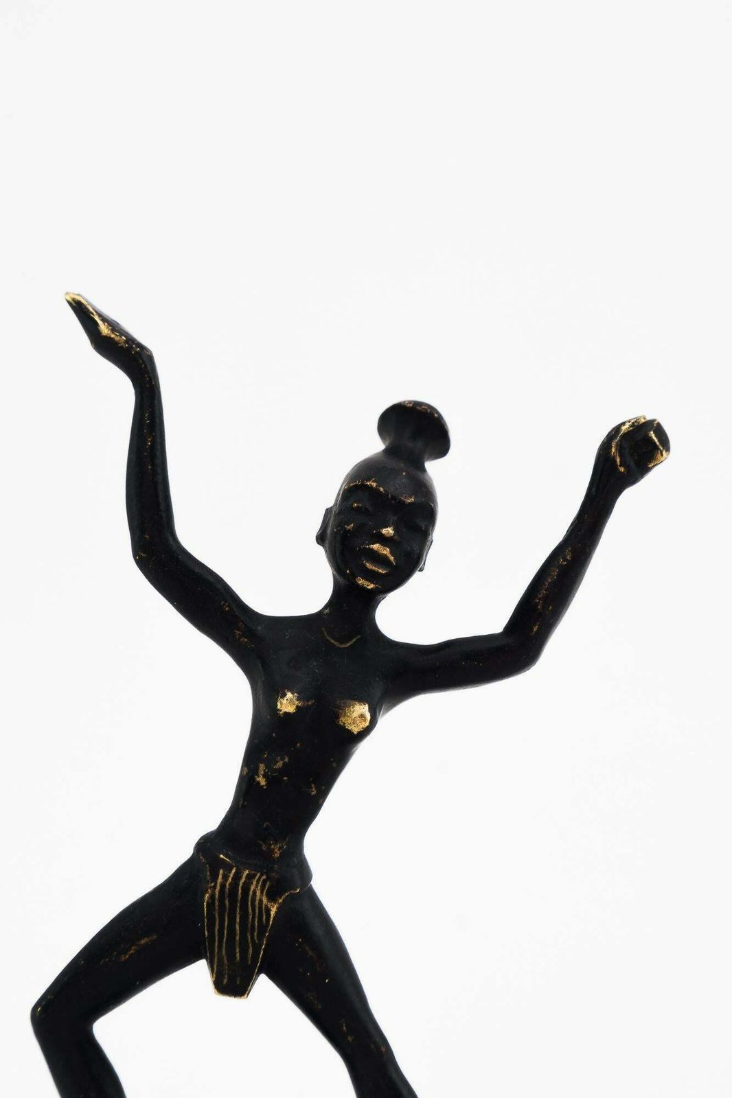 Small Dancing African Women Figurine By Richard Rohac Vienna Around 1950s photo furniture