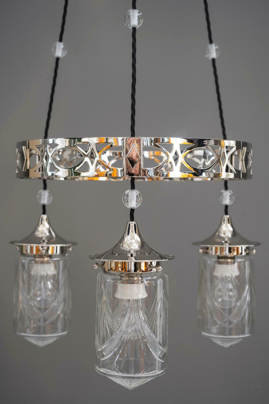 photo vinterior Nickel Plated Art Deco Chandelier With Original Cut Glasses, Circa 1920s