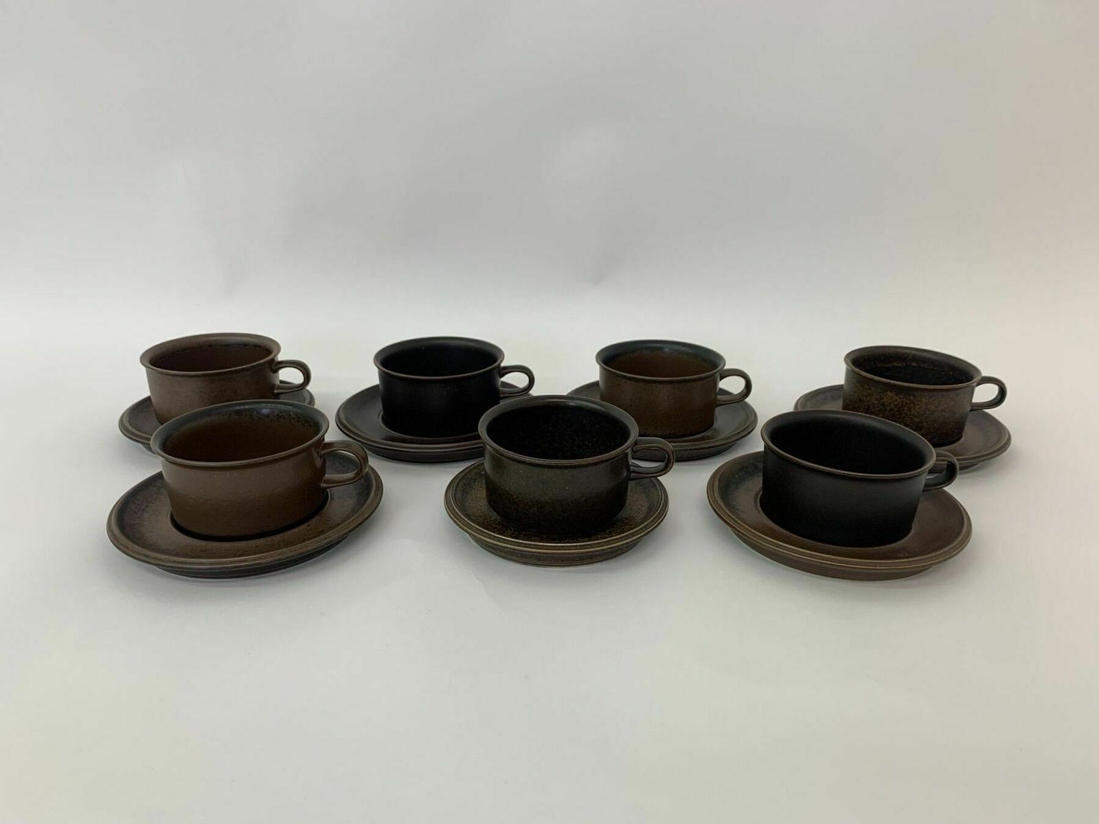 Set Of 7 Cups Ulla Procope For Arabia Finland Model ‘Ruska’ photo furniture