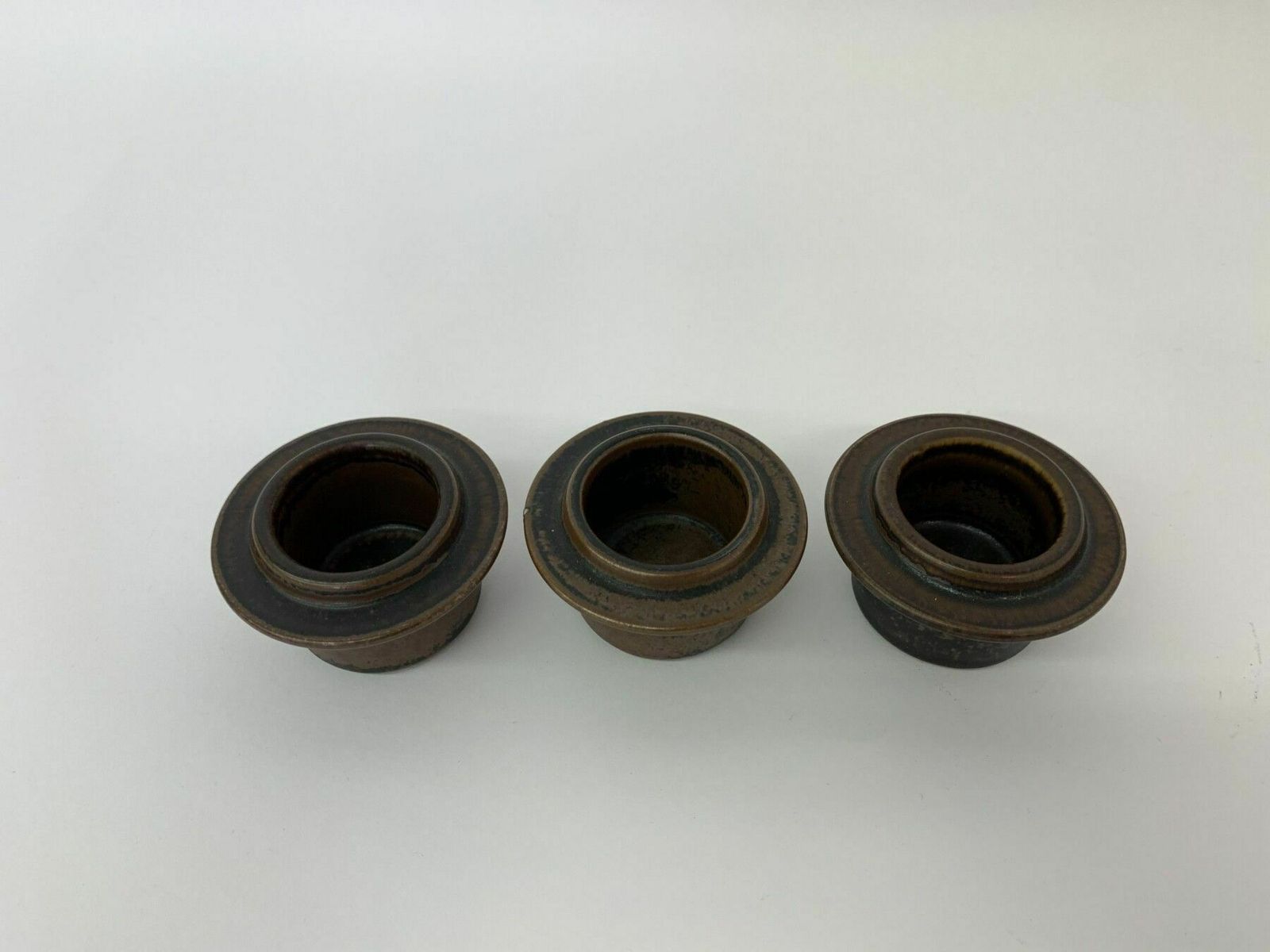 Set Van 3 Eierdopjes – Ulla Procope Voor Arabia Finland, Model 'Ruska' photo for sale