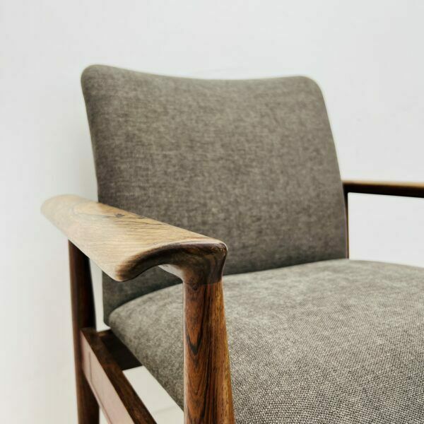 Danish Accent Chairs By Finn Juhl photo 3600.0