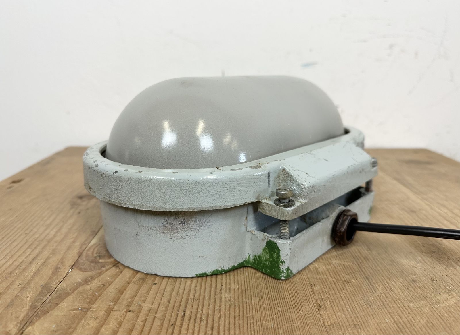 Industrial Cast Aluminium Wall Light With Milk Glass From Elektrosvit, 1970s, 8x photo vintage