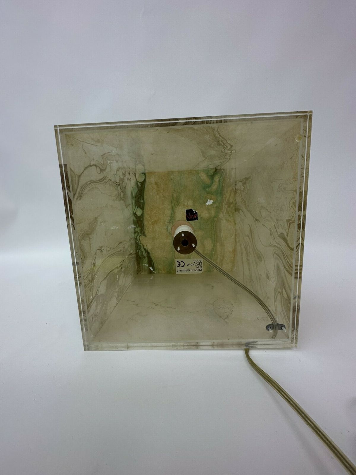 Mid Century Design Lucite Cube Tafellamp, Jaren 1970 photo furniture