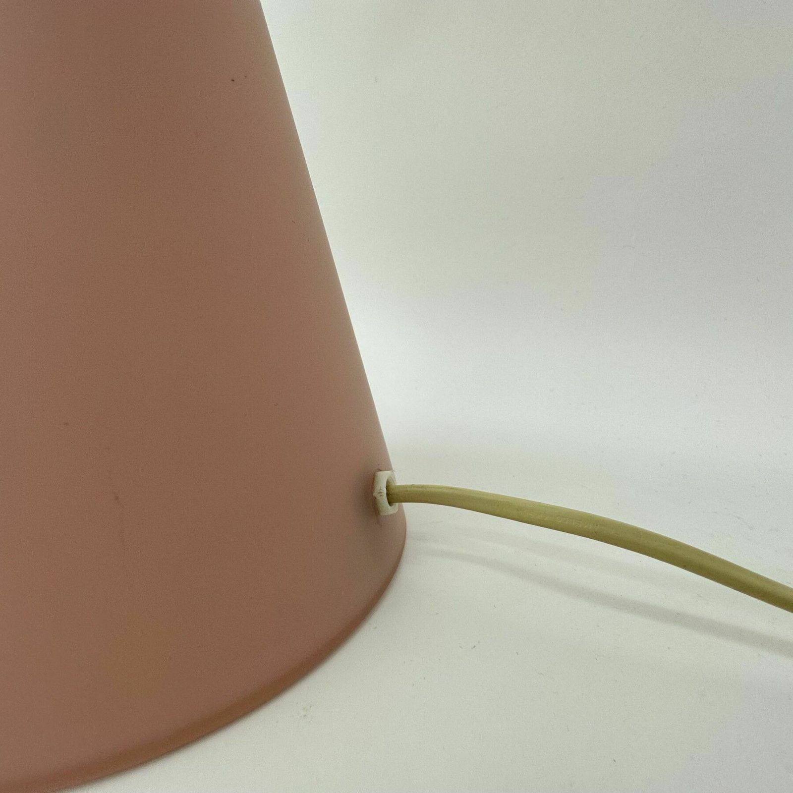 photo vinterior Matte Pink Glass Sce Teepee Table Lamp , 1970’s , France