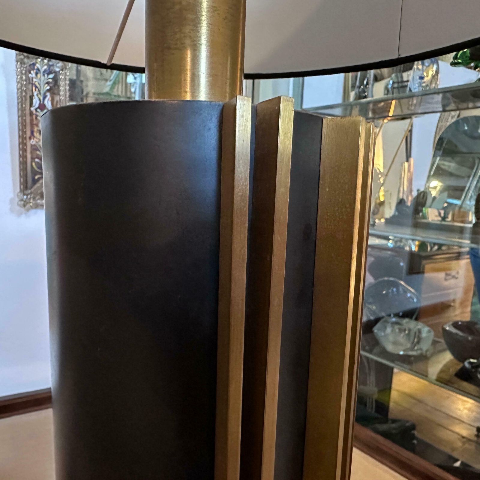 photo for sale 1970s Mid Century Modern Metal And Brass Italian Table Lamp By Gaetano Sciolari
