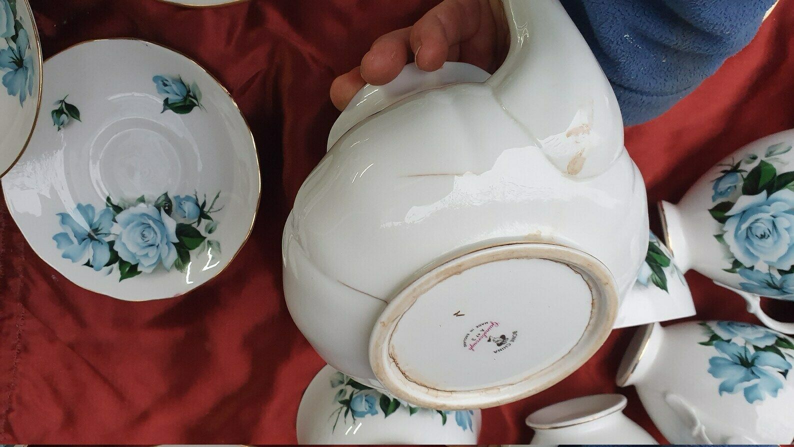 photo furniture Tea Party! Vintage Gainsborough Bone China Complete Tea Set Pot Milk Jug Cups Saucers Plates Cake Dish Sugar Bowl