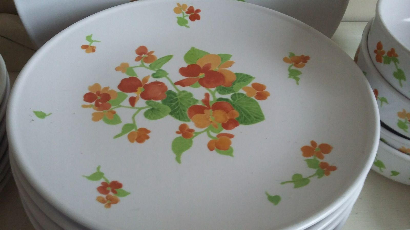 Noritake China Dinner Service ‘Happy Days’ photo Home Decor