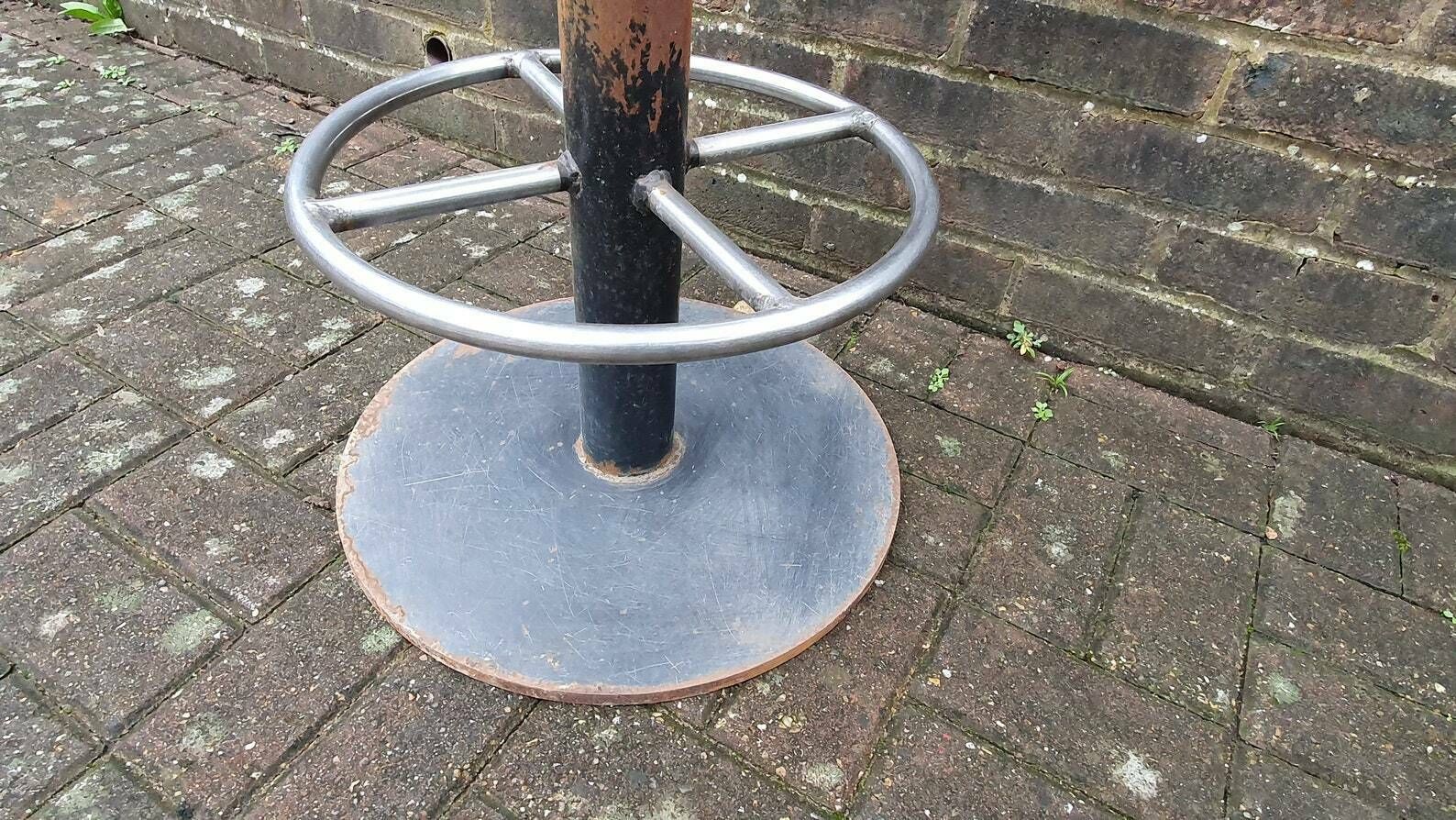 Vintage 70's Retro Bar Stool Solid Iron Chrome Leatherette Superb Quality And Style photo 175.0