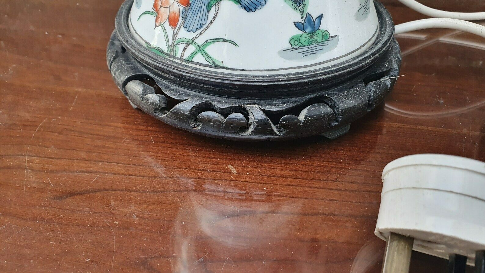 Oriental Style Ceramic And Wood Bedside Table Lamp Working Marks And Spencer Ducks Floral Foliage. photo 85.0