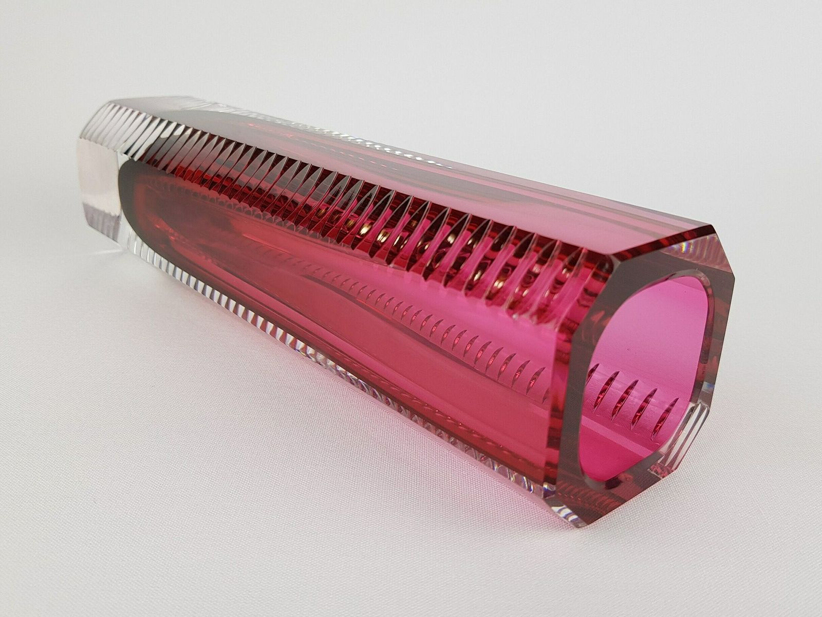 Vintage 1960 70s Magenta Pink Beyer Und Co Kristal Clear Hand Cut Glass Vase From Germany photo for sale