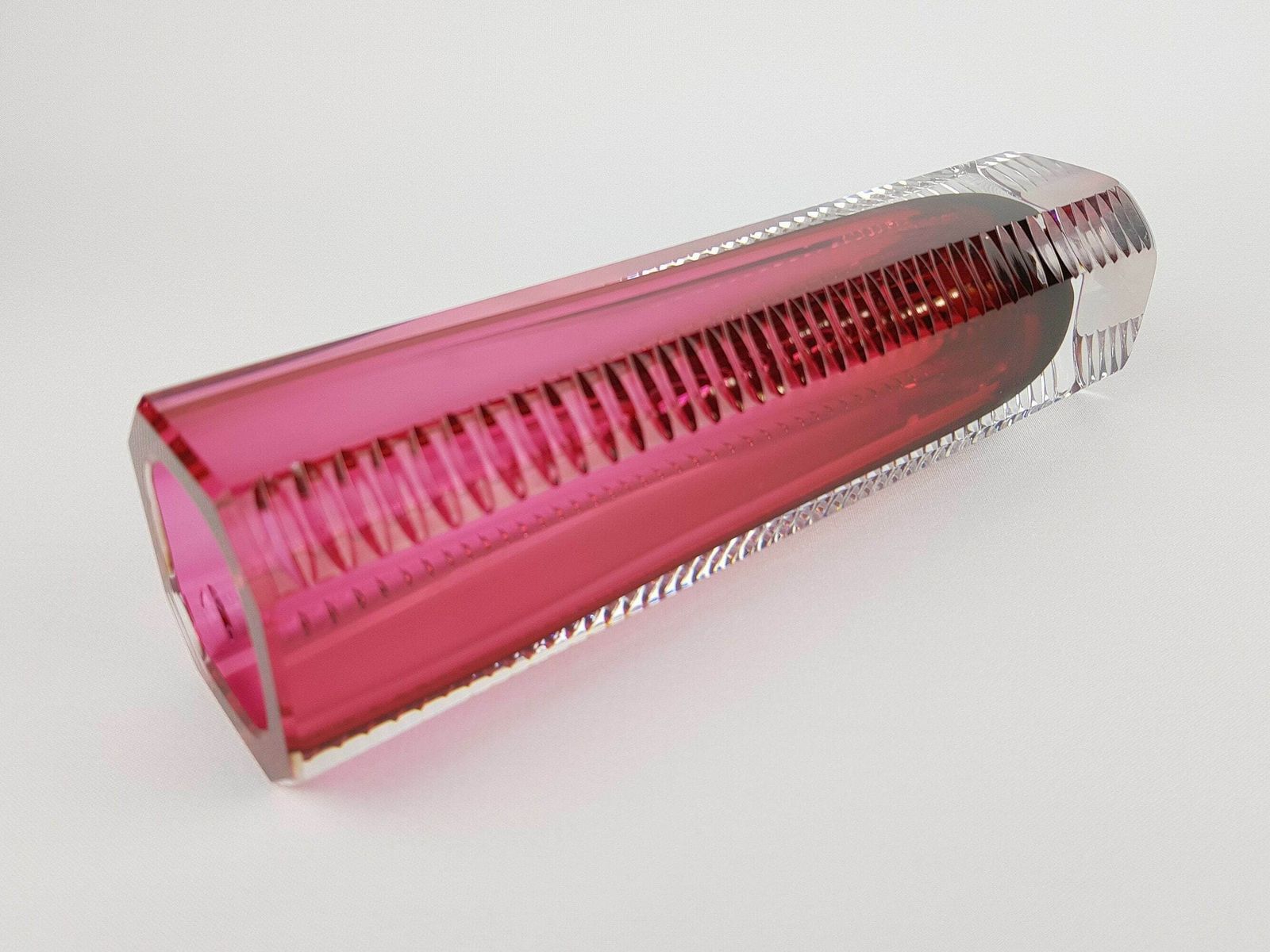 Vintage 1960 70s Magenta Pink Beyer Und Co Kristal Clear Hand Cut Glass Vase From Germany photo 192.0