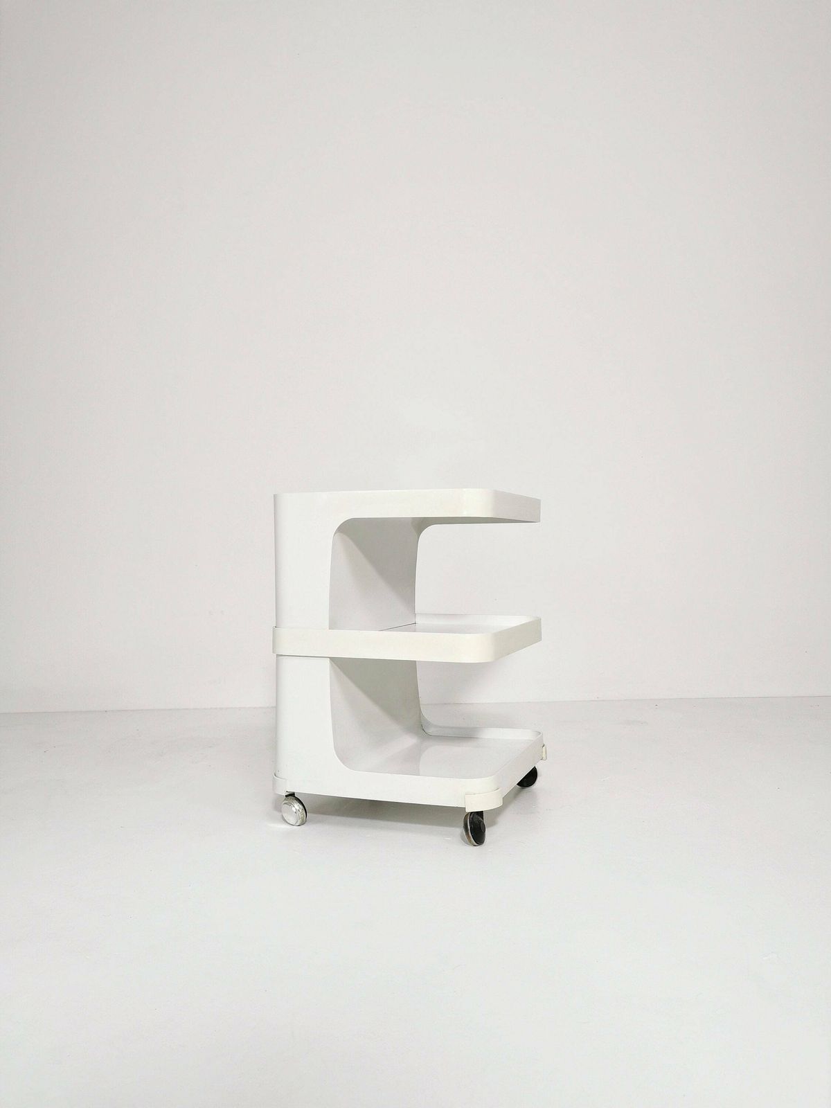Spsceage Side Table Or Mini Bar Trolly By Flair For Prisunic. Molded Plastic 1980s photo vinterior