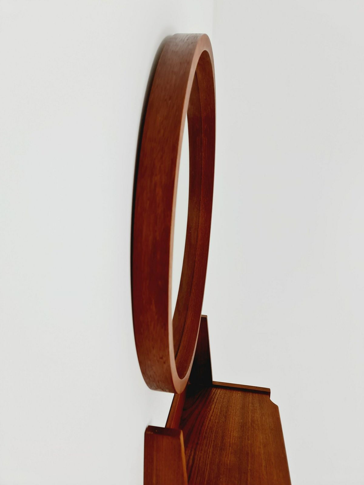 photo furniture Mid Century Teak German Teak Mirror With Teak Shelf By Münchner Zier, 60s