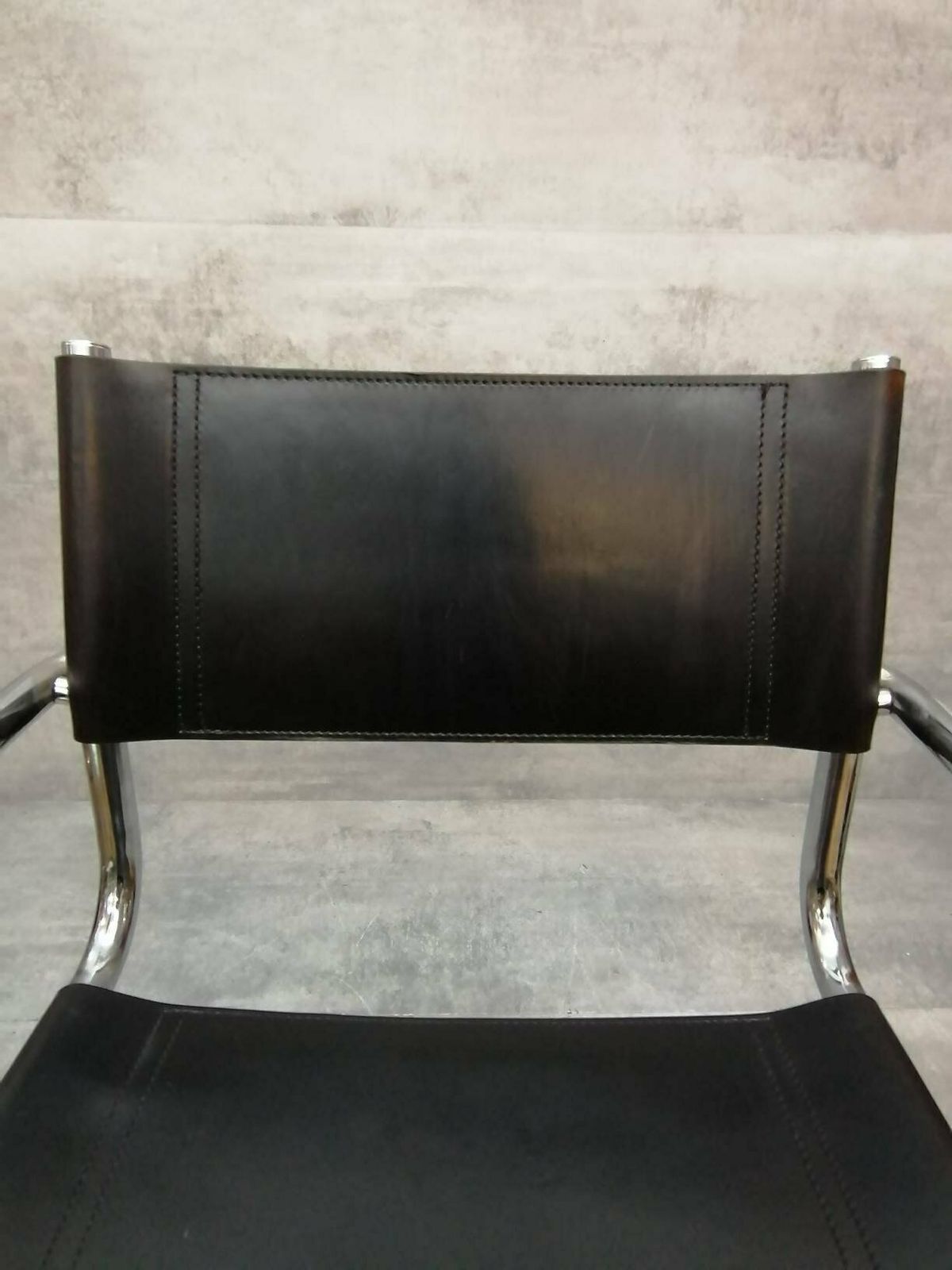 1 Von 2 Vintage Model S34 Black Saddle Leather Dining Chairs By Mart Stam & Marcel Breuer 1980s photo buy