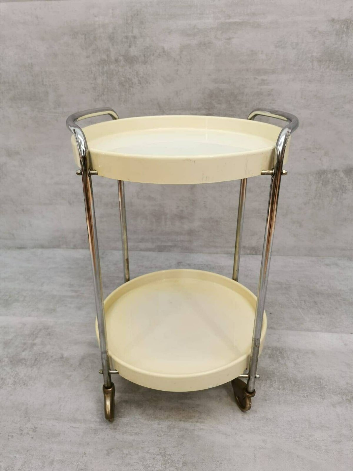 Midcentury Plastic And Metal Chrome Round Italian Bar Cart, 1950s photo for sale