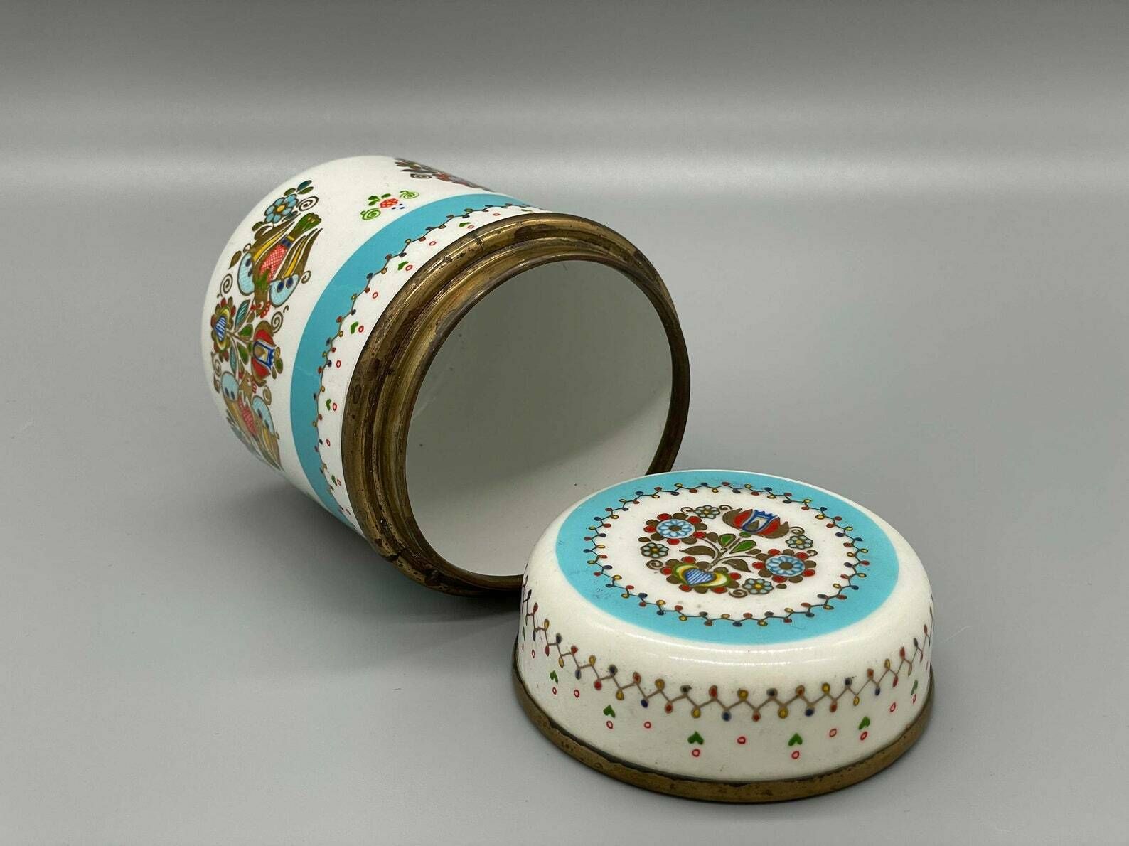 Steinböck Enamel Lidded Box With Four Birds 24 Carat Gold, Vienna, 1960s photo 86.0