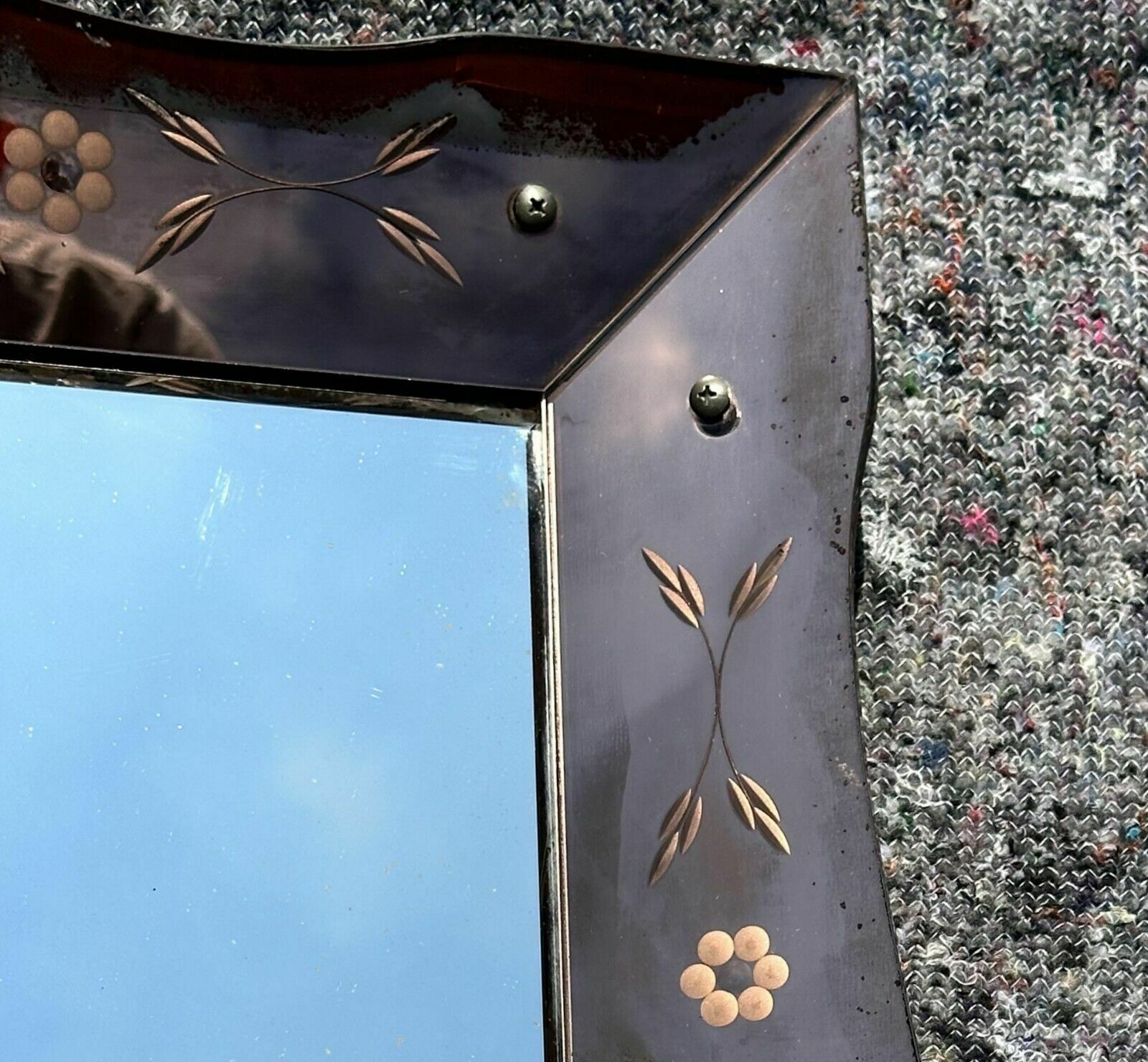photo vinterior Lovely Antique 1930's Art Deco Rose Glass Bevelled Venetian Flower Petal Mirror