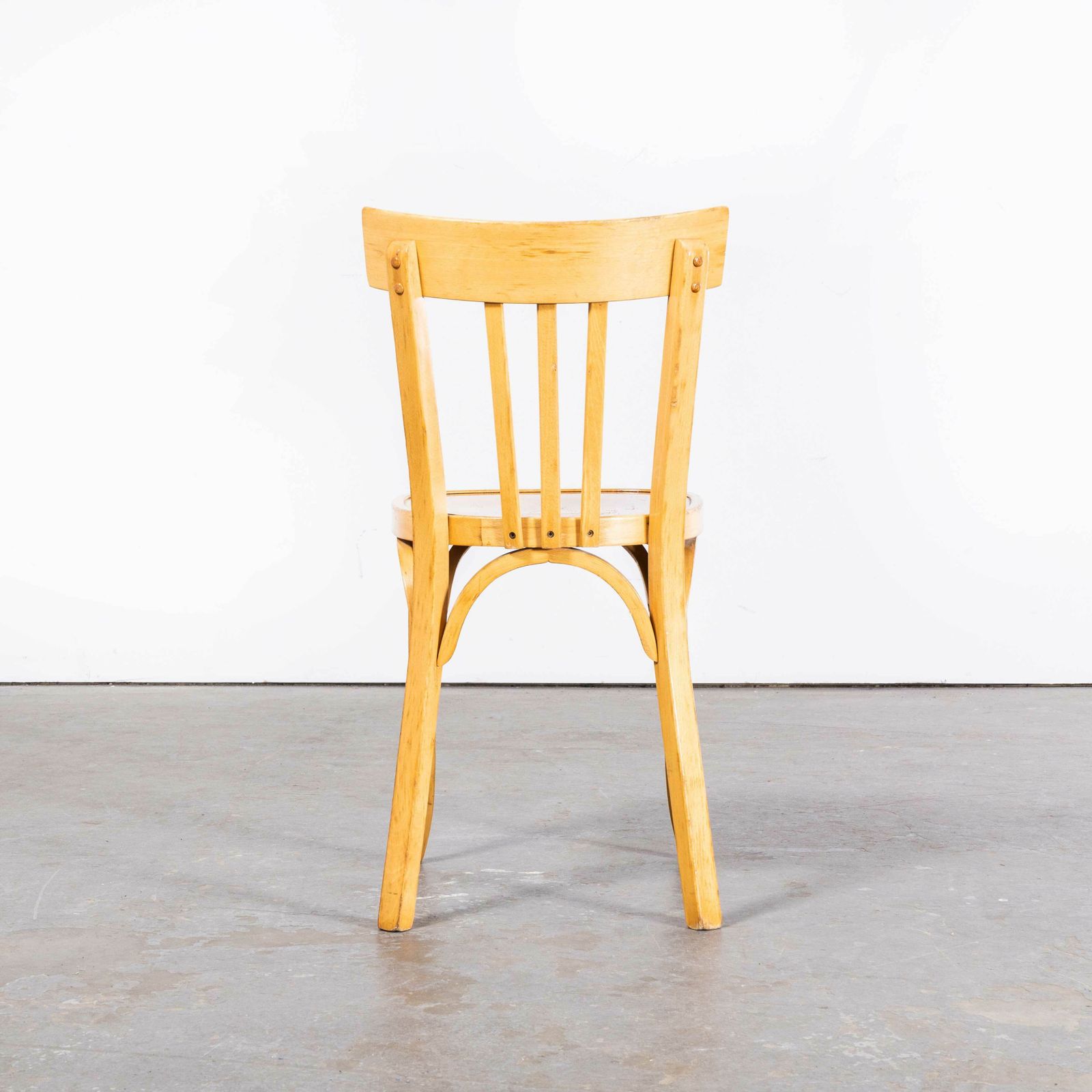 photo furniture 1950’s French Baumann Blonde Tri Back Bentwood Dining Chairs – Set Of Six