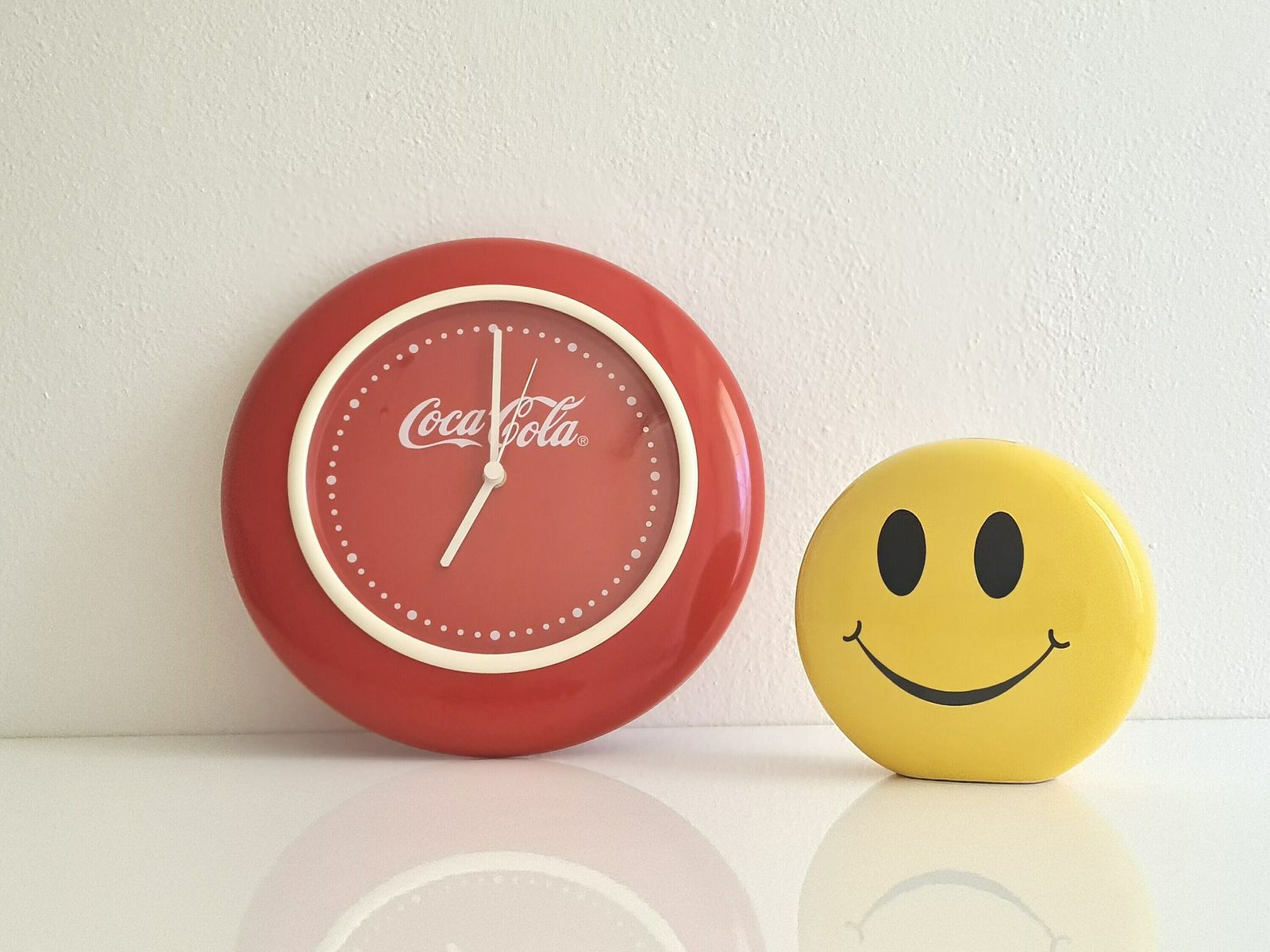Vintage Pop Art Coca Cola Metal Wall Clock photo vintage