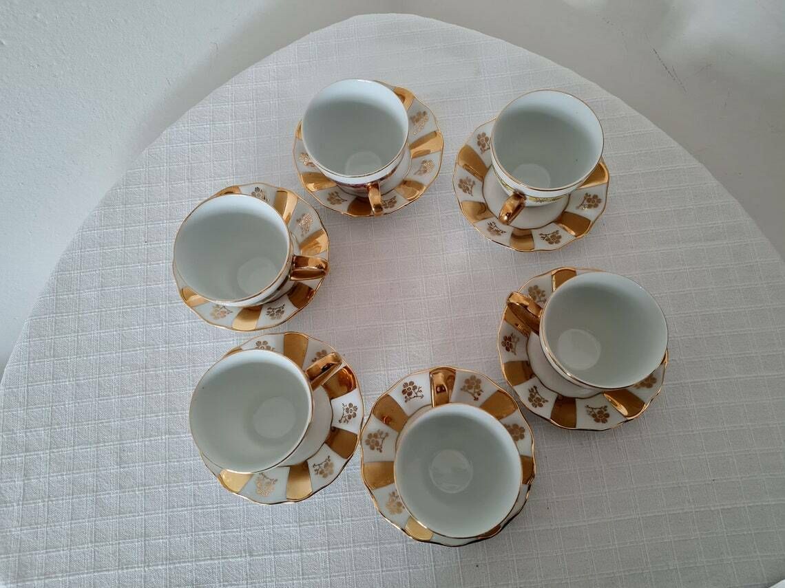 Vintage Koffieservies Van Tsjechisch Porselein – 6 Kopjes En 6 Schoteltjes, Gemaakt In Tsjecho Slowakije, Jaren 1970 photo Woonaccessoires