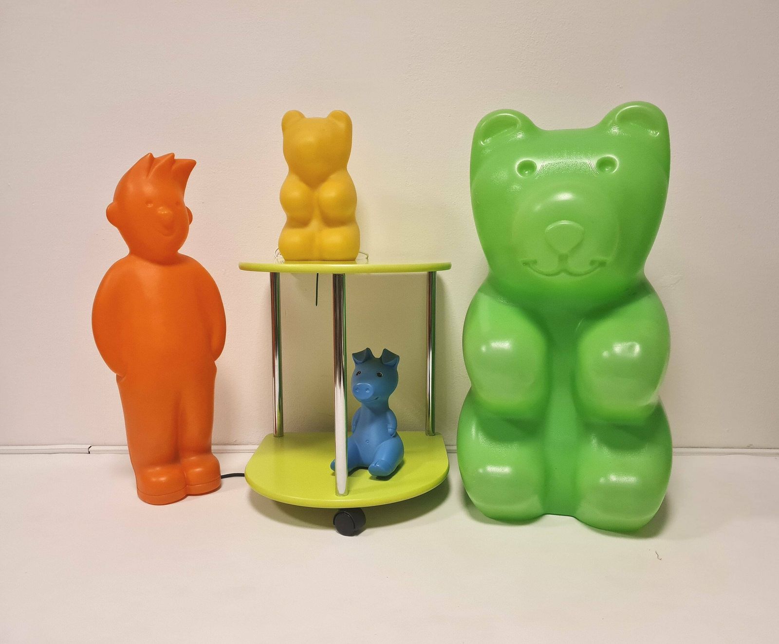 Vintage Reusachtige Pop Art Berenlamp Duitsland Jaren 1970 – Groen Vloerlamp Als Sfeervol Accent