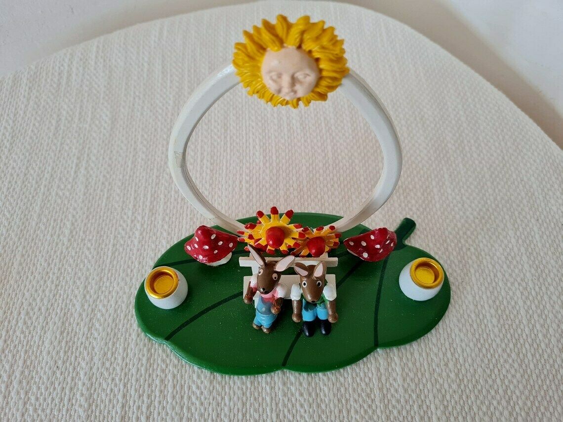 Vintage Pair Of Easter Bunnies German Wooden Candlestick Erzgebirge Folk Art Hand Painted Made In East Germany photo 70.0