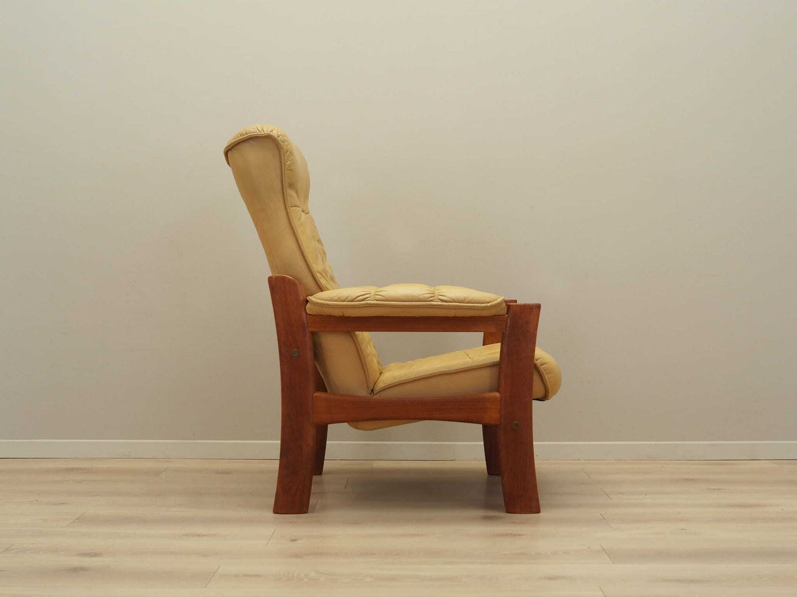 Yellow Leather Armchair, Danish Design, 1960s, Production: Denmark photo buy