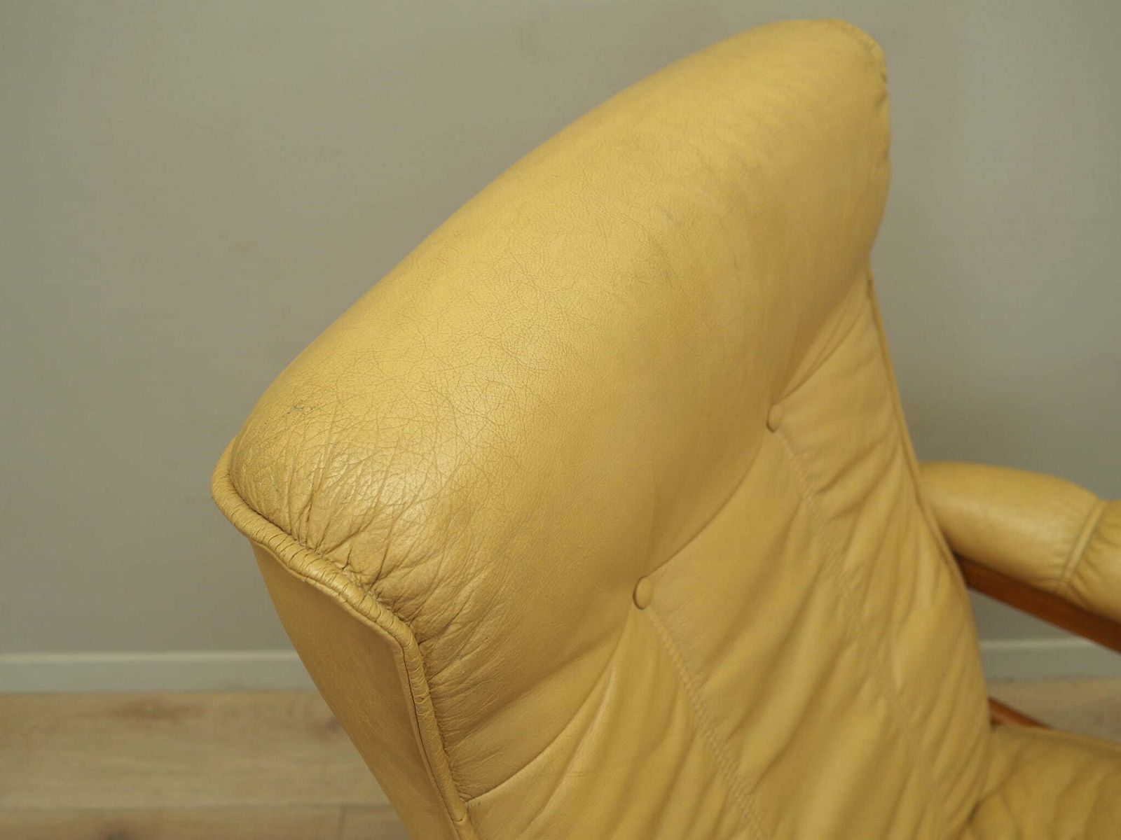 photo furniture Yellow Leather Armchair, Danish Design, 1960s, Production: Denmark
