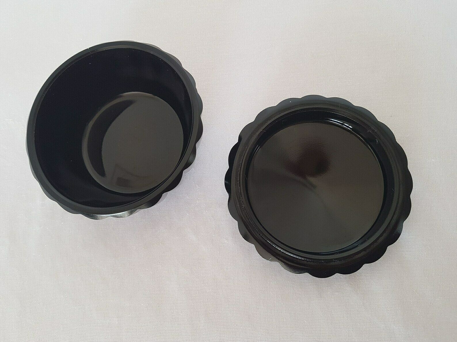 Bohemian Art Deco Opaque Black Glass Powder Can Dose Schlevogt Hoffmann Excellent Condition photo vinterior
