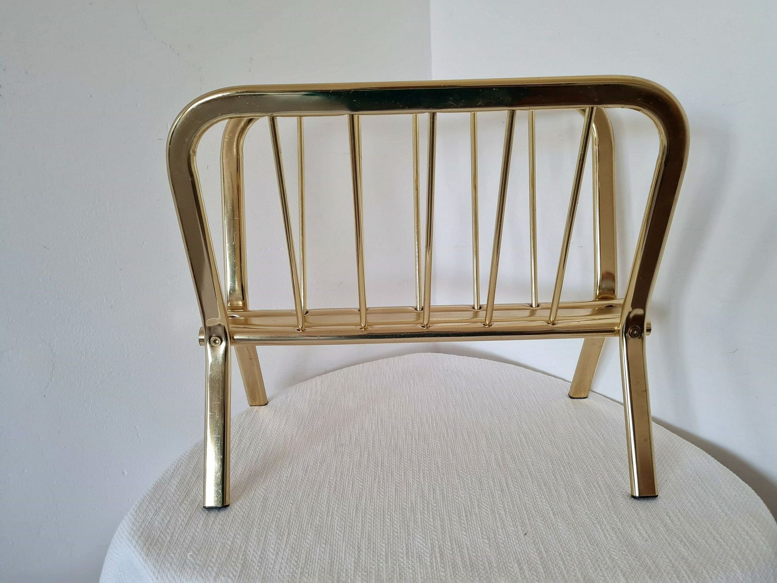 Vintage Mid Century Modern Hollywood Regency Metalen Tijdschriftenrek In Goud photo Woonaccessoires