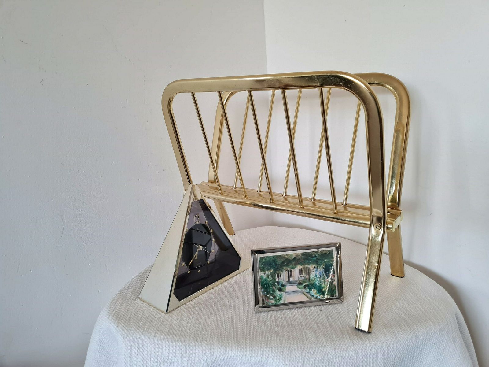 Vintage Mid Century Modern Hollywood Regency Metal Magazine Rack In Gold photo buy