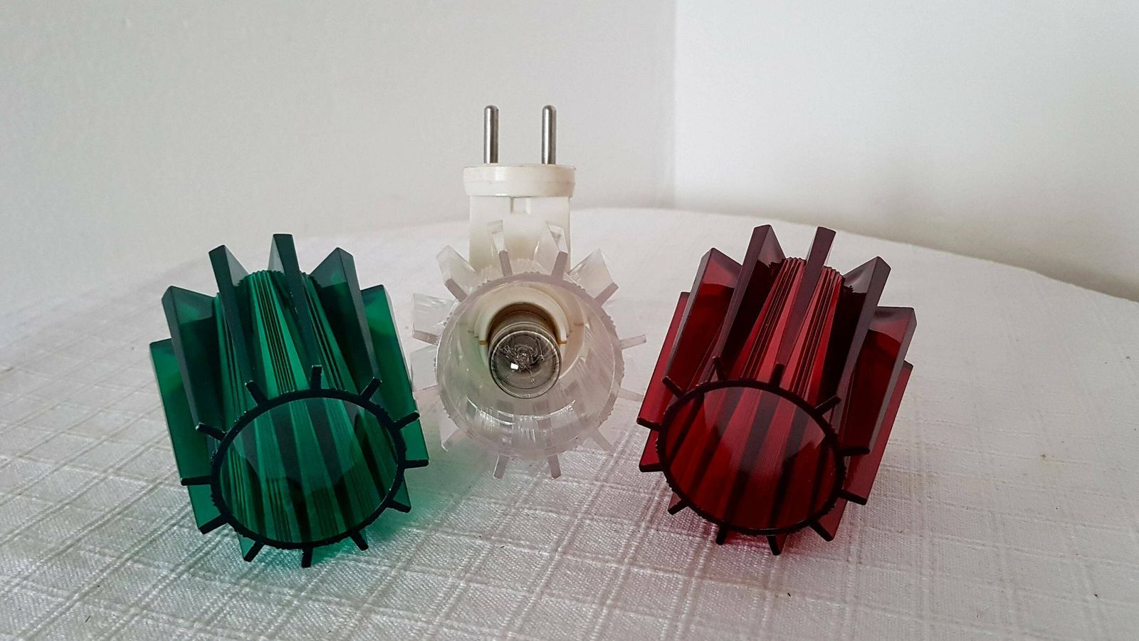 Vintage Mid-Century nachtlamp met 3 verwisselbare kappen. Creëert een bijzondere sfeer in huis. photo Verlichting