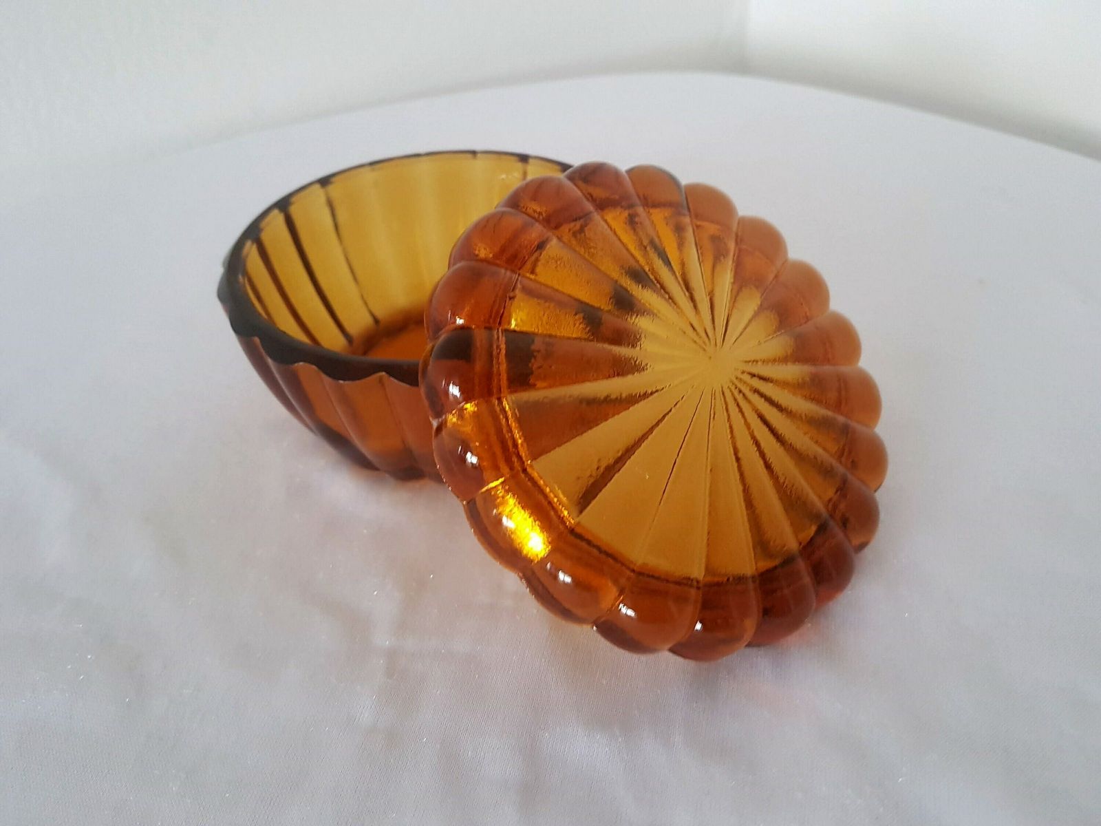 Bohemian Art Deco Amber Glass Powder Can Dose Schlevogt Hoffmann Excellent Condition photo vintage