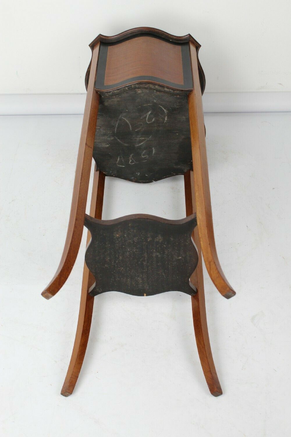 photo vinterior Edwardian Mahogany & Inlaid Jardinière