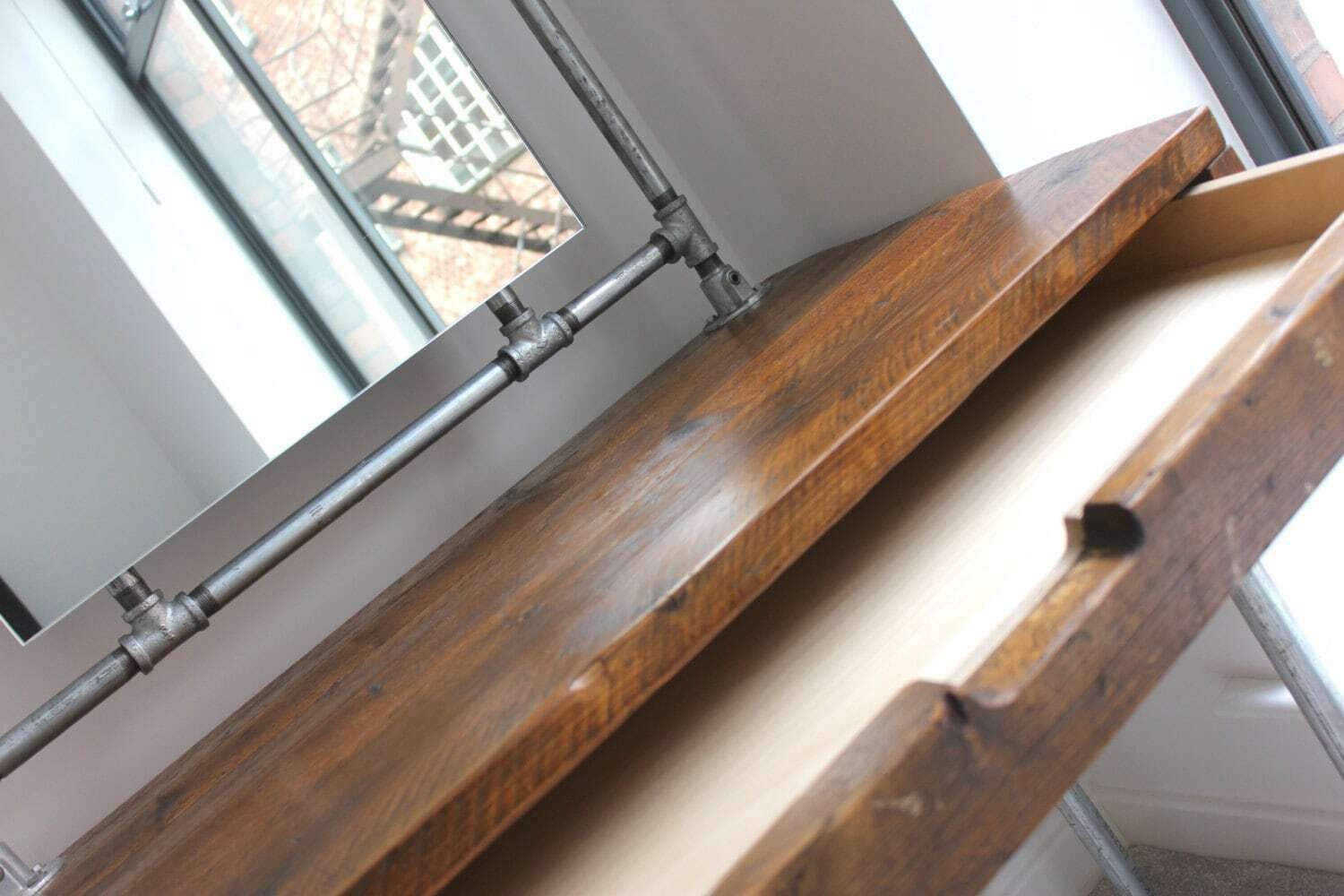 Meila Reclaimed Dark Chestnut Waxed Scaffolding Board Industrial Style Dressing Table With Galvanised Threaded Steel Pipe Framed Mirror photo for sale