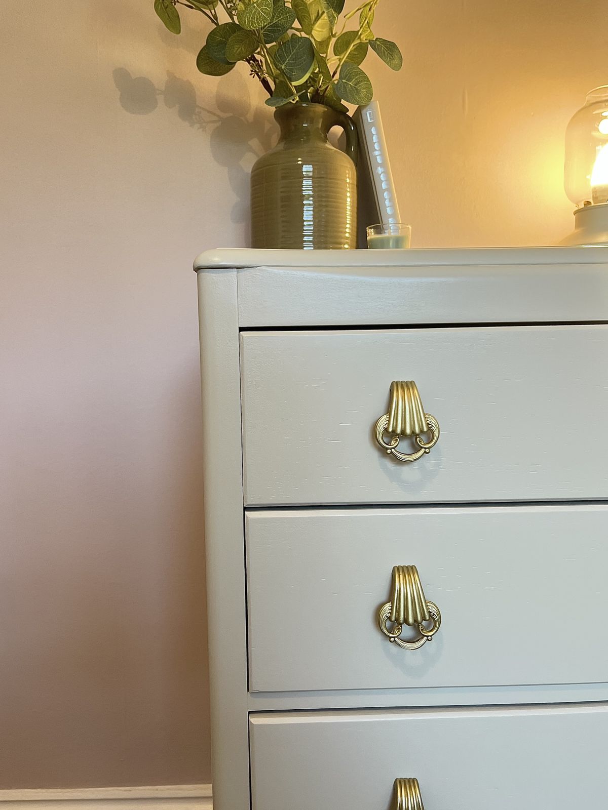 photo furniture Harris Lebus Chest Of Draws With Original Coin