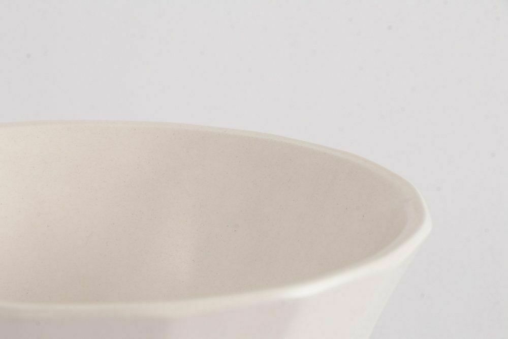 British Art Deco Keith Murray For Wedgwood 'Moonstone' Fluted Trumpet Vase C.1930 photo vinterior