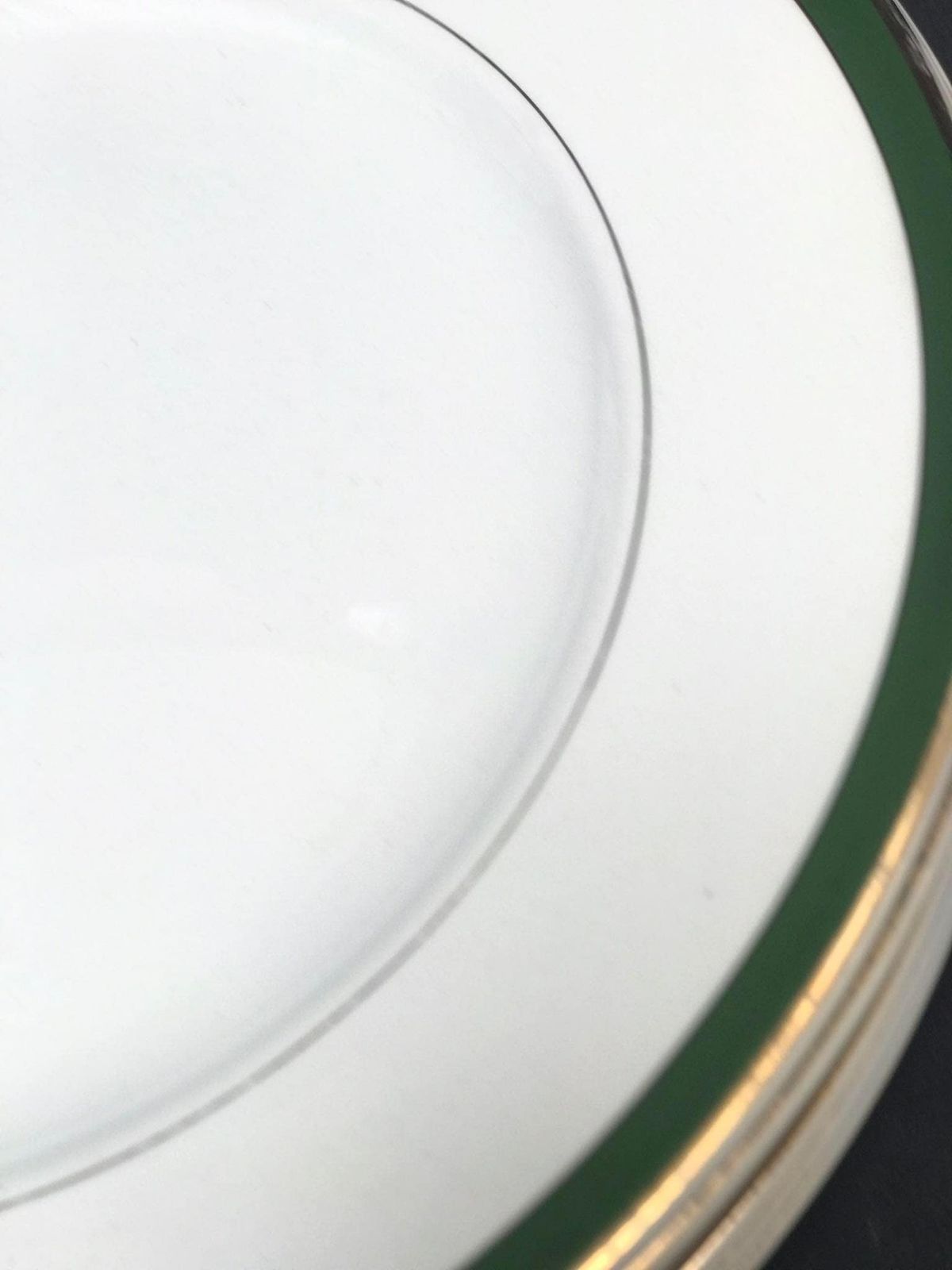 photo furniture Antique Set 6 Dinner Plates Made By Villeroy And Boch Mettlach Green Golden Rim XIX Century Large Plates 25,1 Cm Diameter German Porcelain
